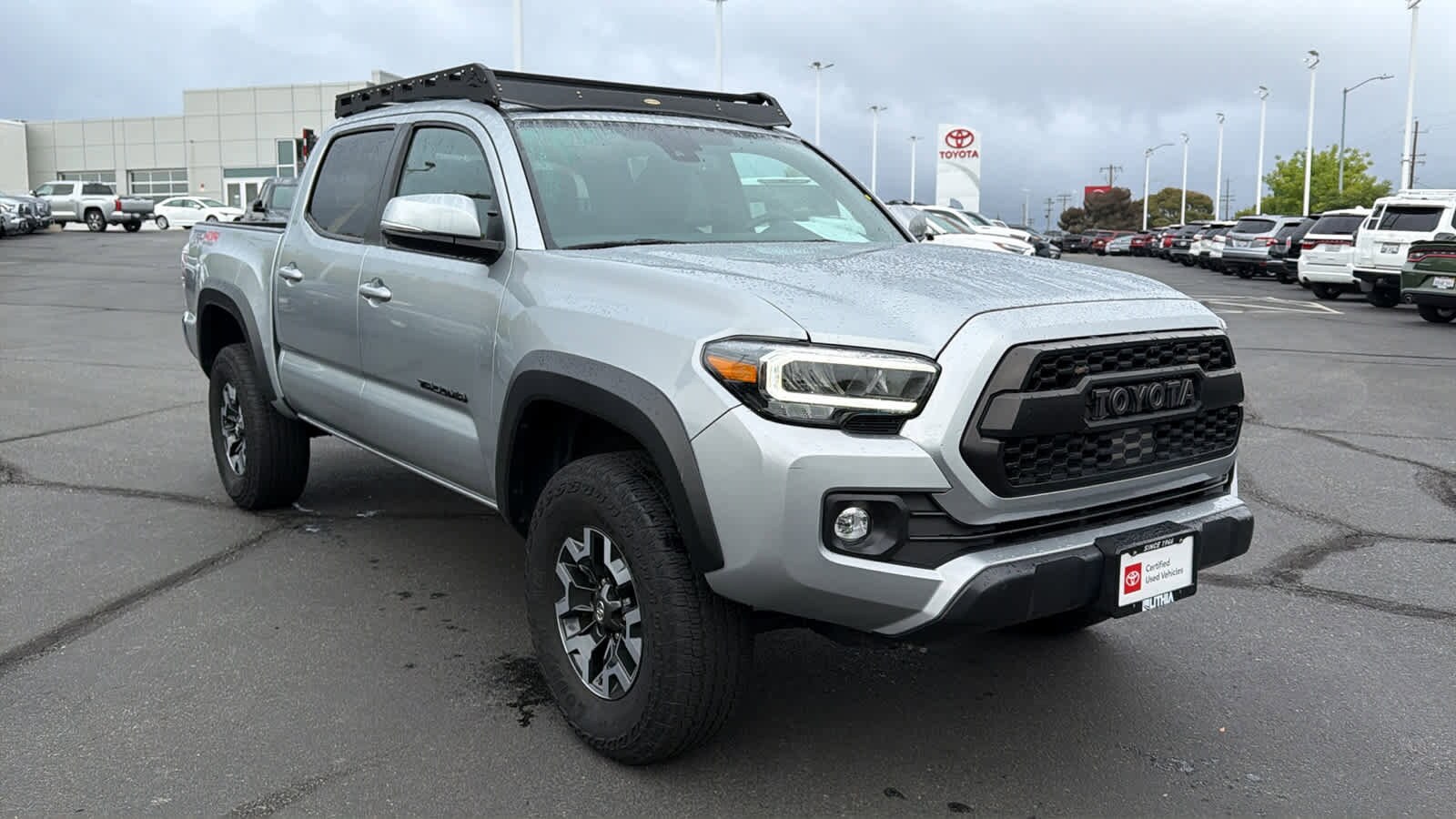 2023 Toyota Tacoma TRD V6 photo 2