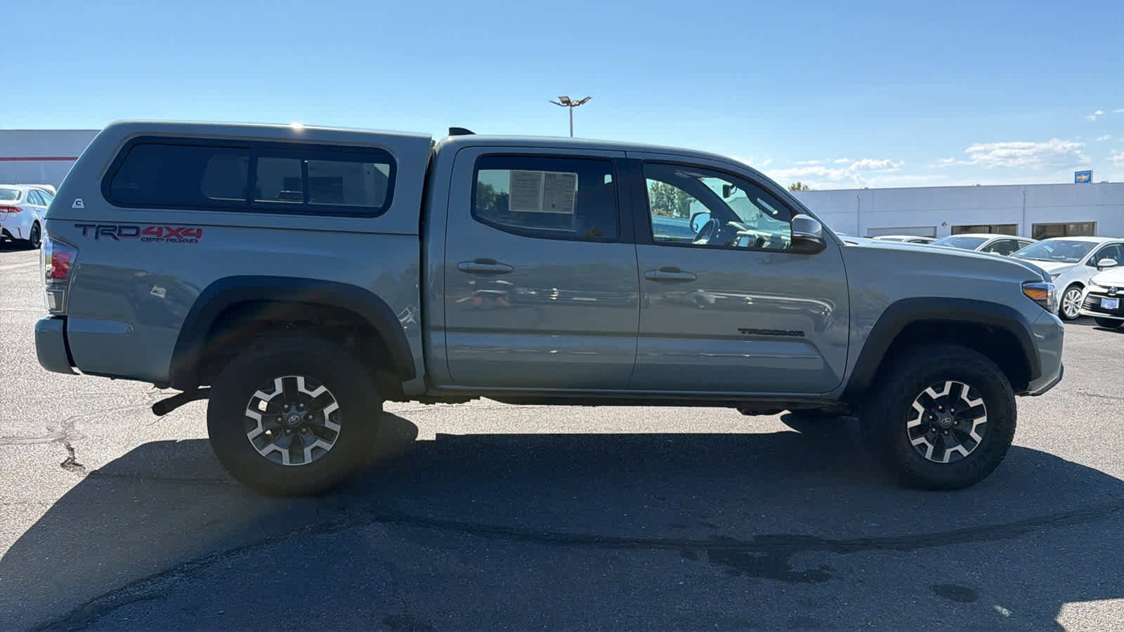 2023 Toyota Tacoma TRD V6 photo 4