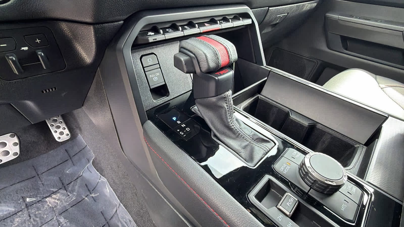 Thumbnail: 2025 Toyota Sequoia - 13
