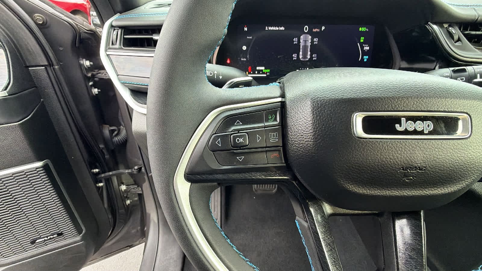 Thumbnail: 2022 Jeep Grand Cherokee - 19