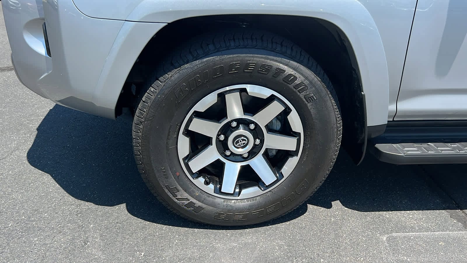 Thumbnail: 2023 Toyota 4Runner - 9