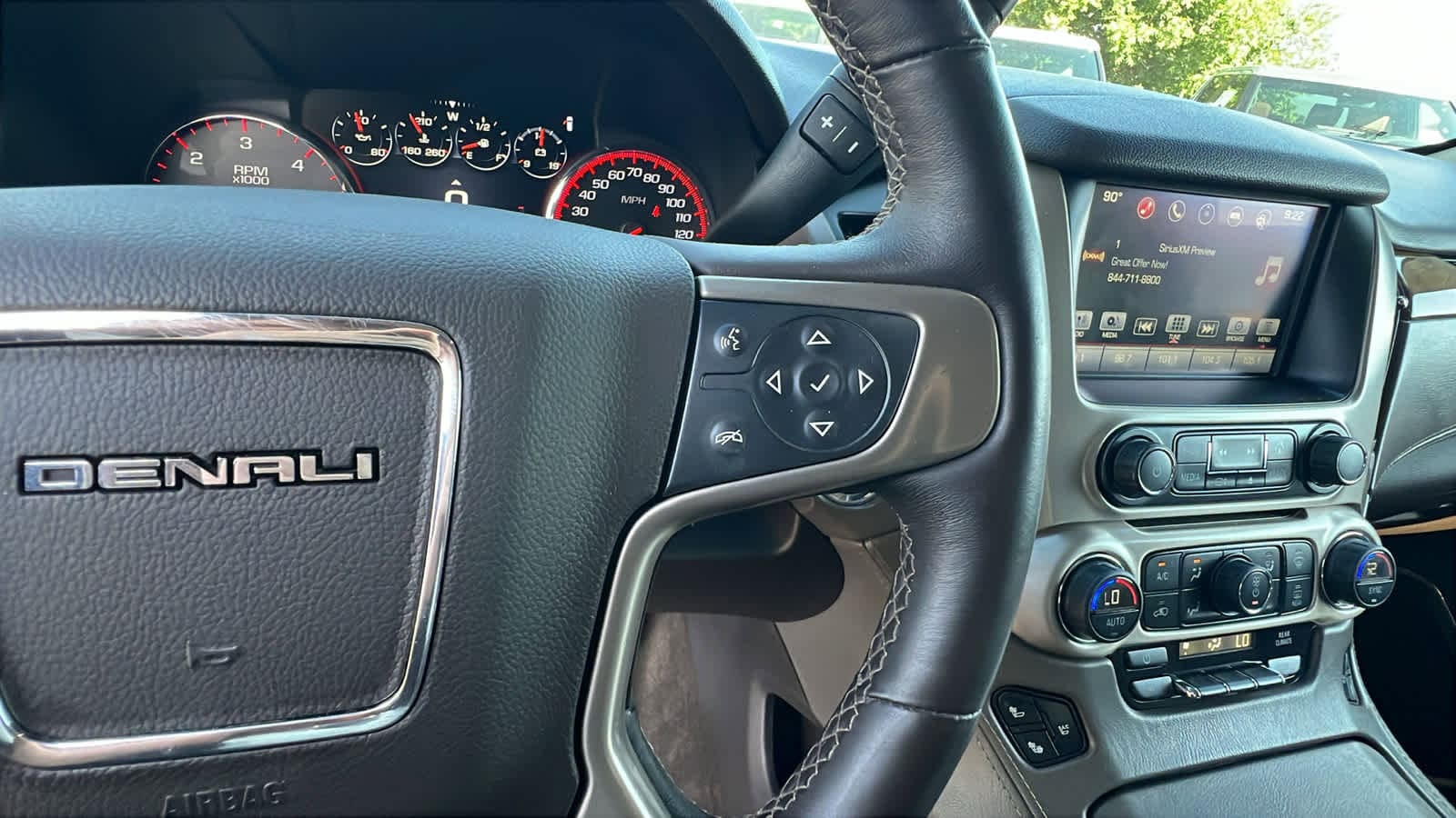 Thumbnail: 2016 GMC Yukon - 20
