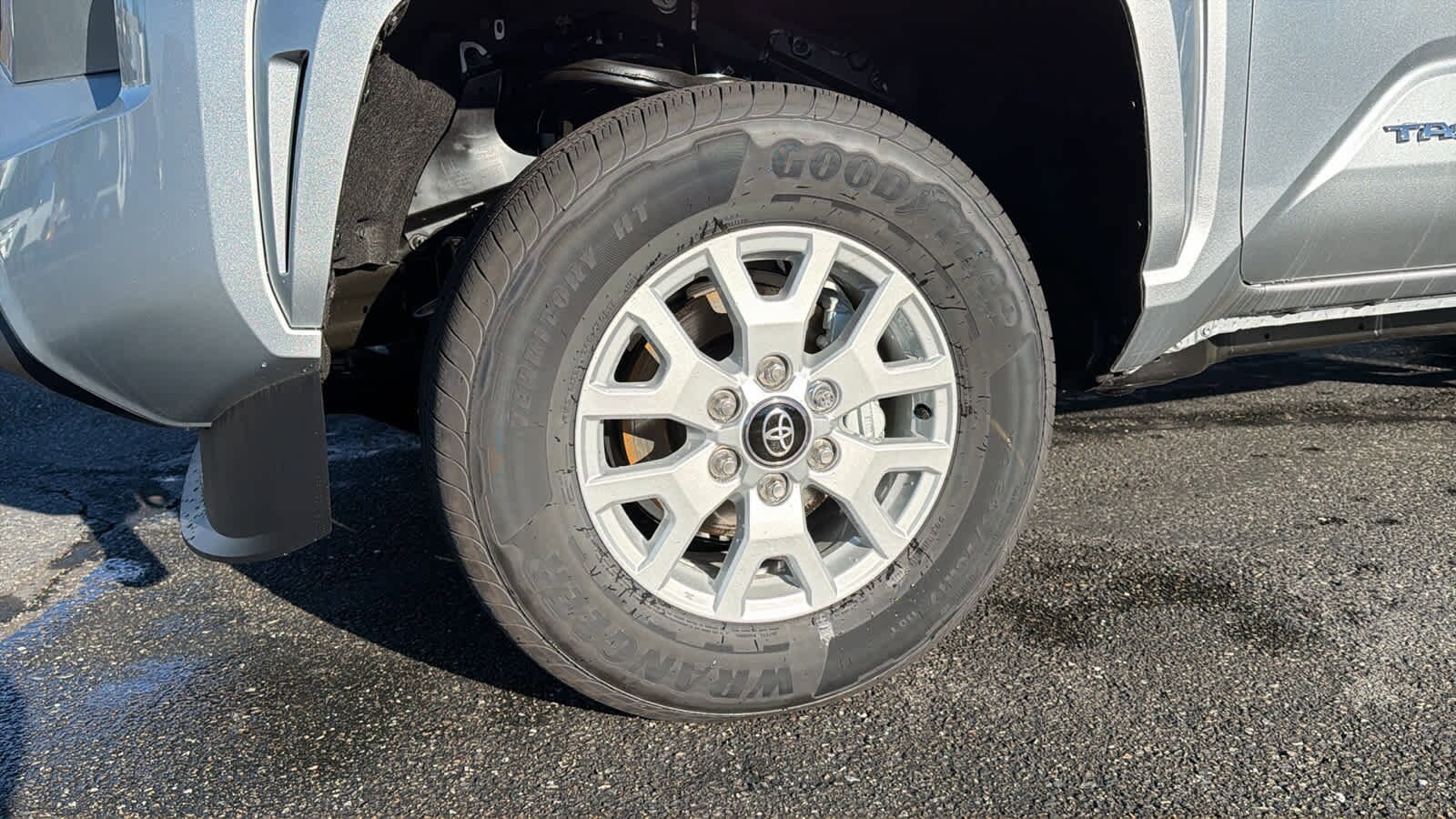 Thumbnail: 2025 Toyota Tacoma - 9