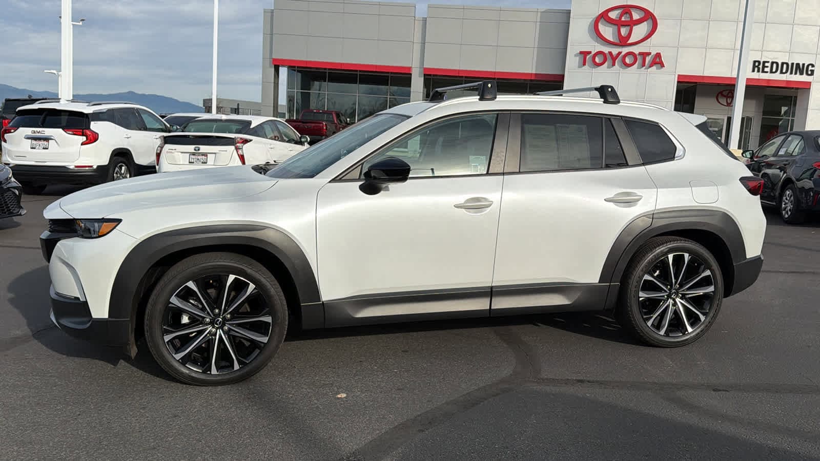 Thumbnail: 2023 Mazda CX-50 - 8