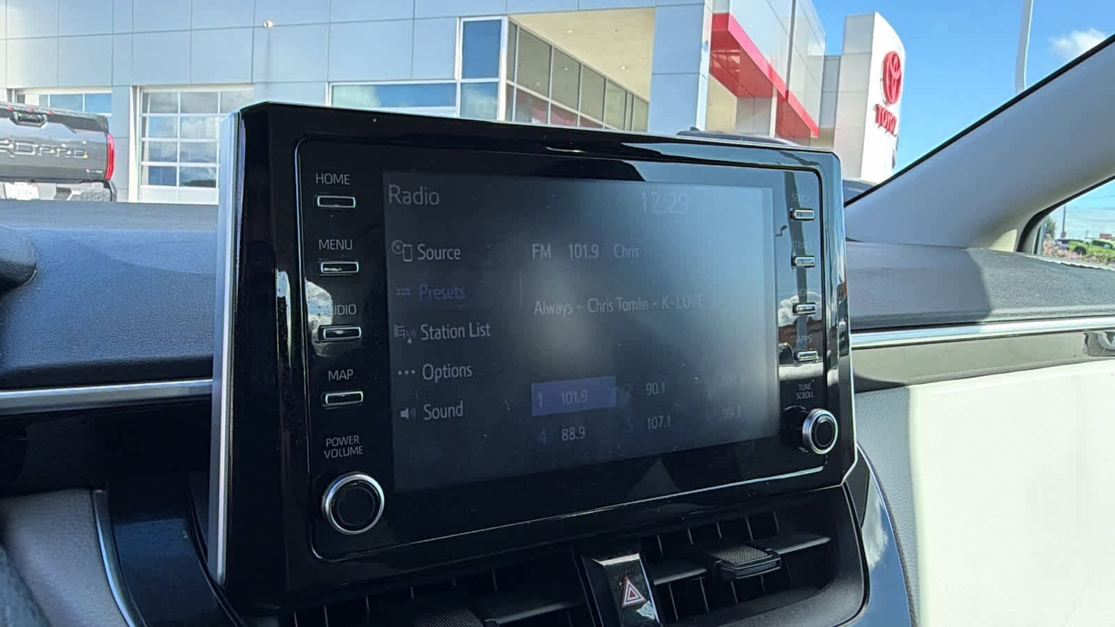 Thumbnail: 2020 Toyota Corolla - 15