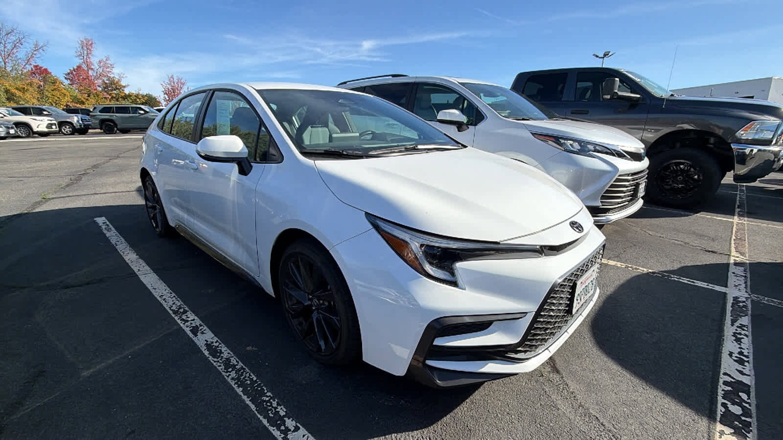 2025 Toyota Corolla SE photo 2