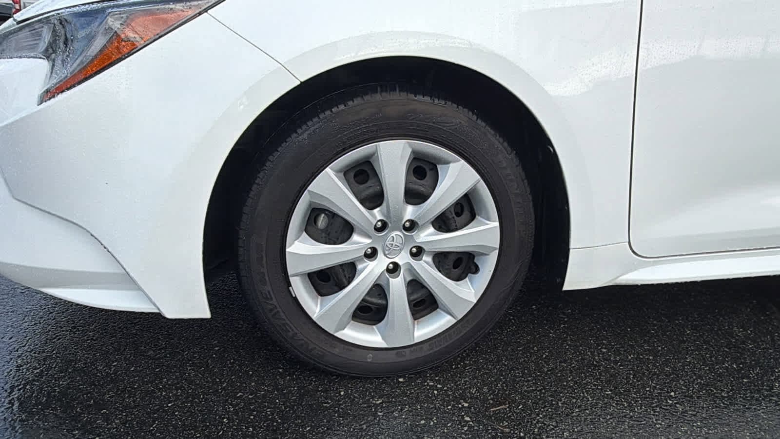 Thumbnail: 2023 Toyota Corolla - 9