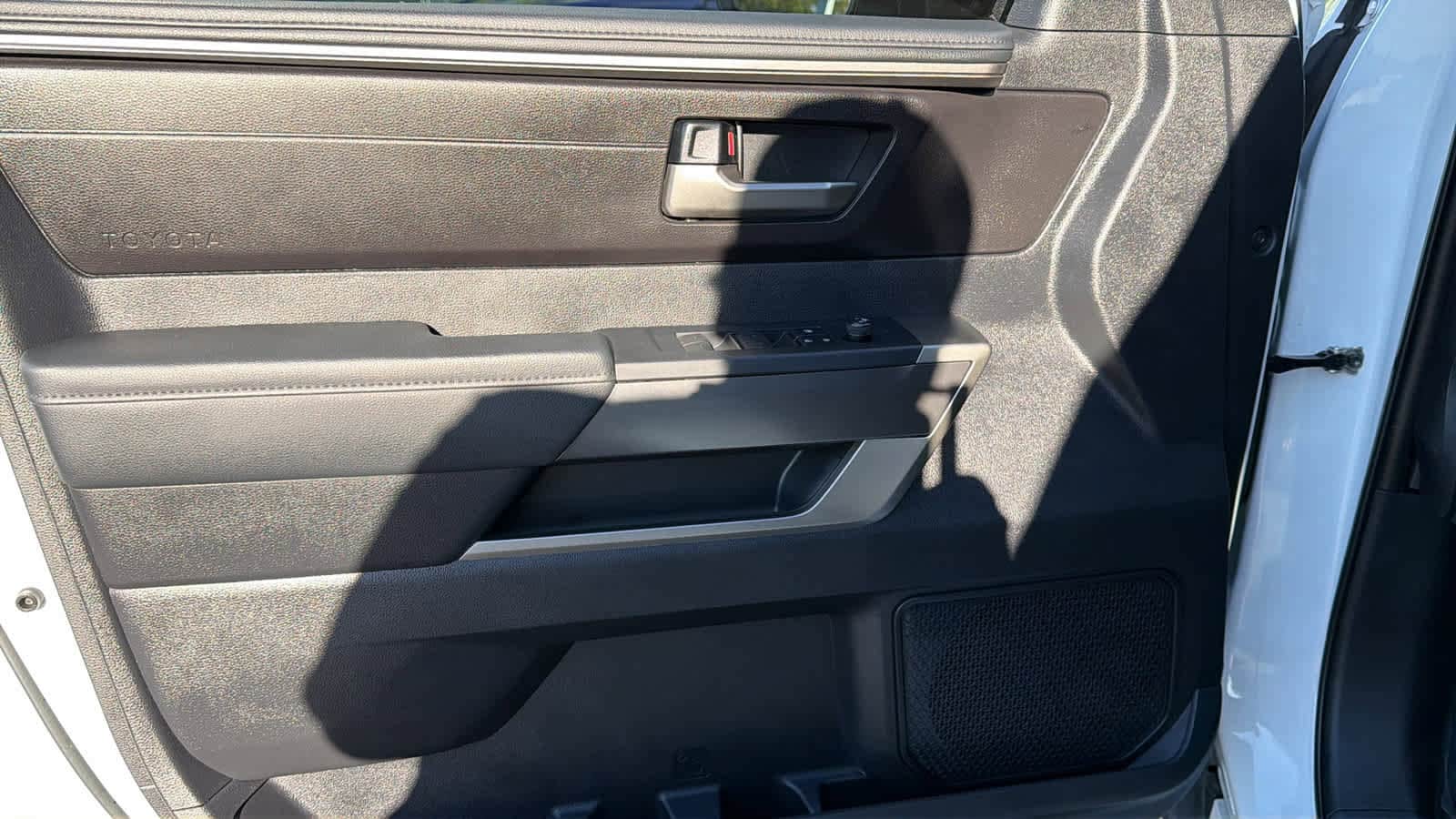 Thumbnail: 2023 Toyota Tundra - 23