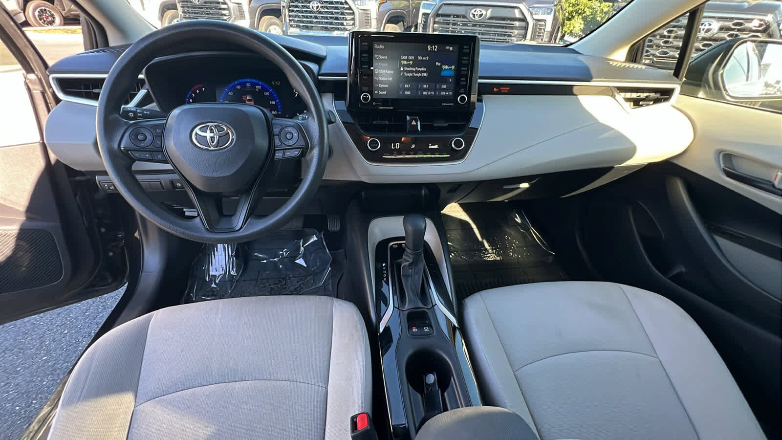 Thumbnail: 2022 Toyota Corolla - 26