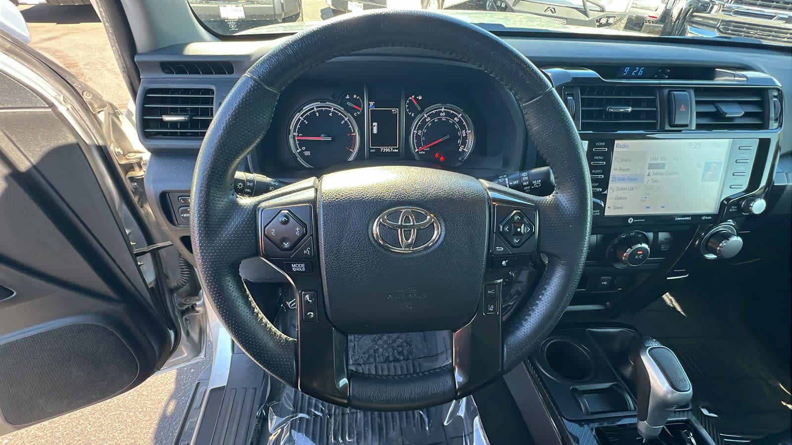 Thumbnail: 2022 Toyota 4Runner - 18