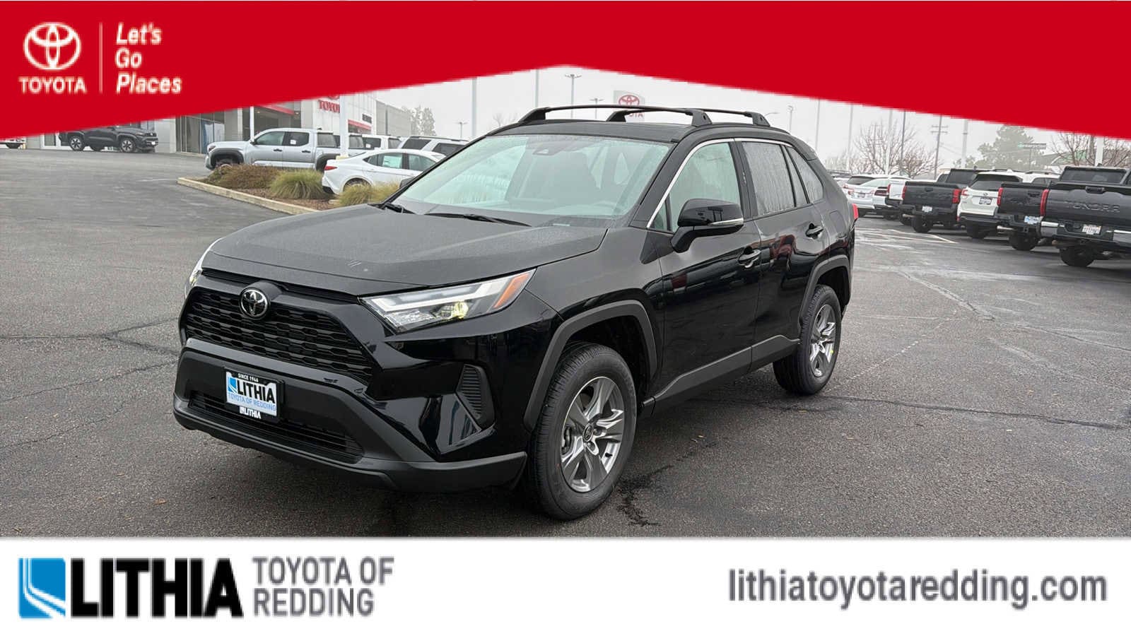 2025 Toyota RAV4 XLE's photo