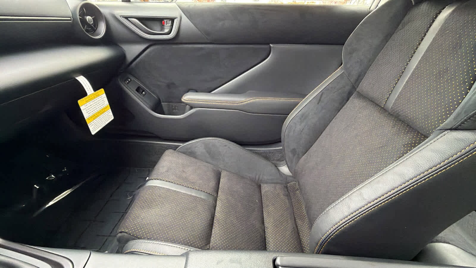 Thumbnail: 2026 Toyota GR86 - 12