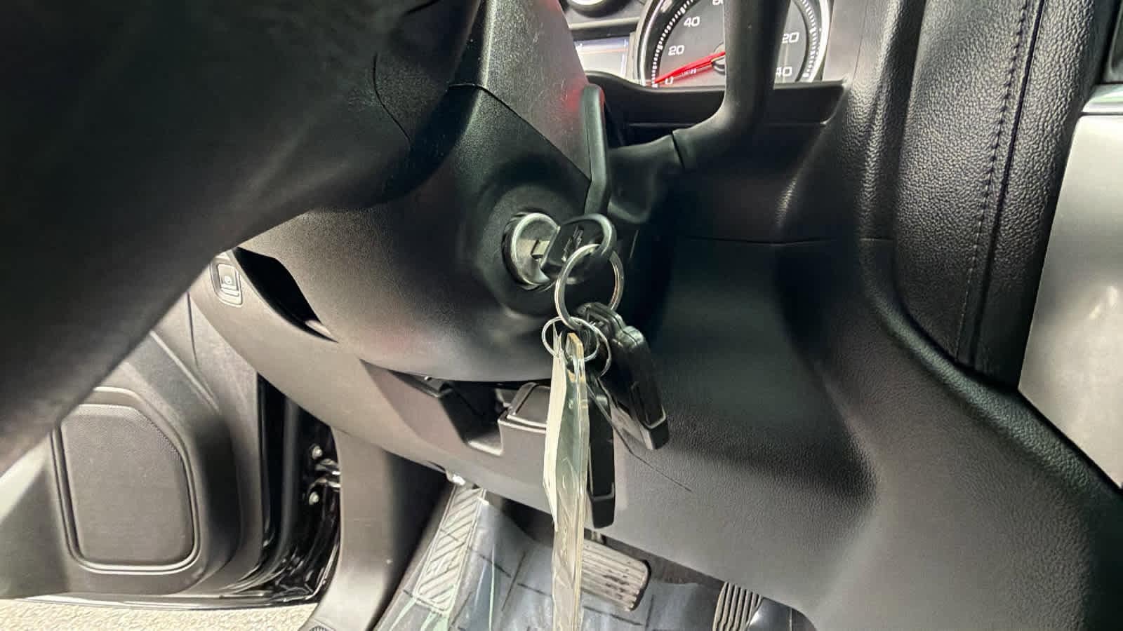 Thumbnail: 2020 Chevrolet Silverado 1500 - 17