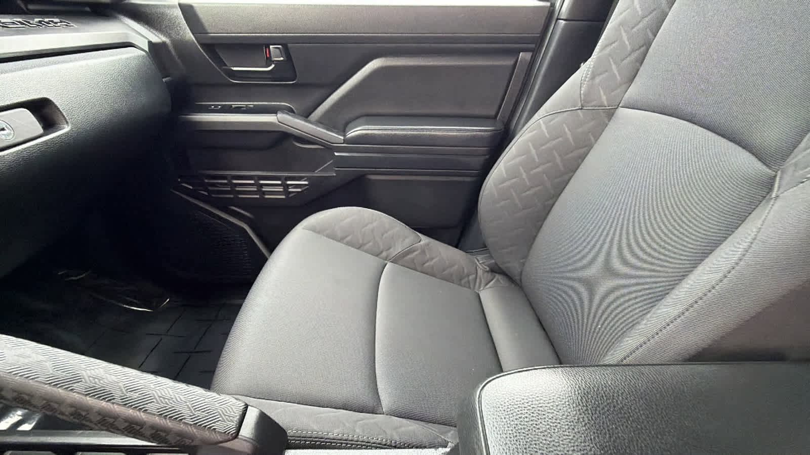 Thumbnail: 2025 Toyota Tacoma - 12