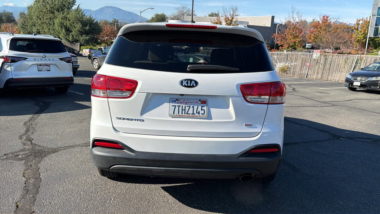 Thumbnail: 2016 Kia Sorento - 6