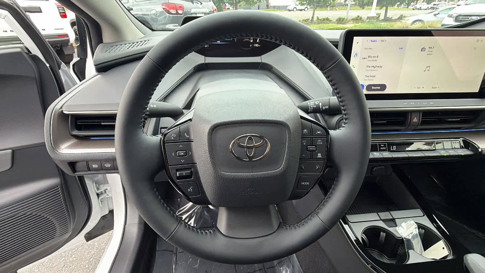 2026 Toyota Prius XLE - Photo 18