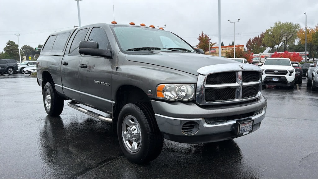 Used 2005 Dodge Ram 3500 SLT/Laramie Truck Quad Cab