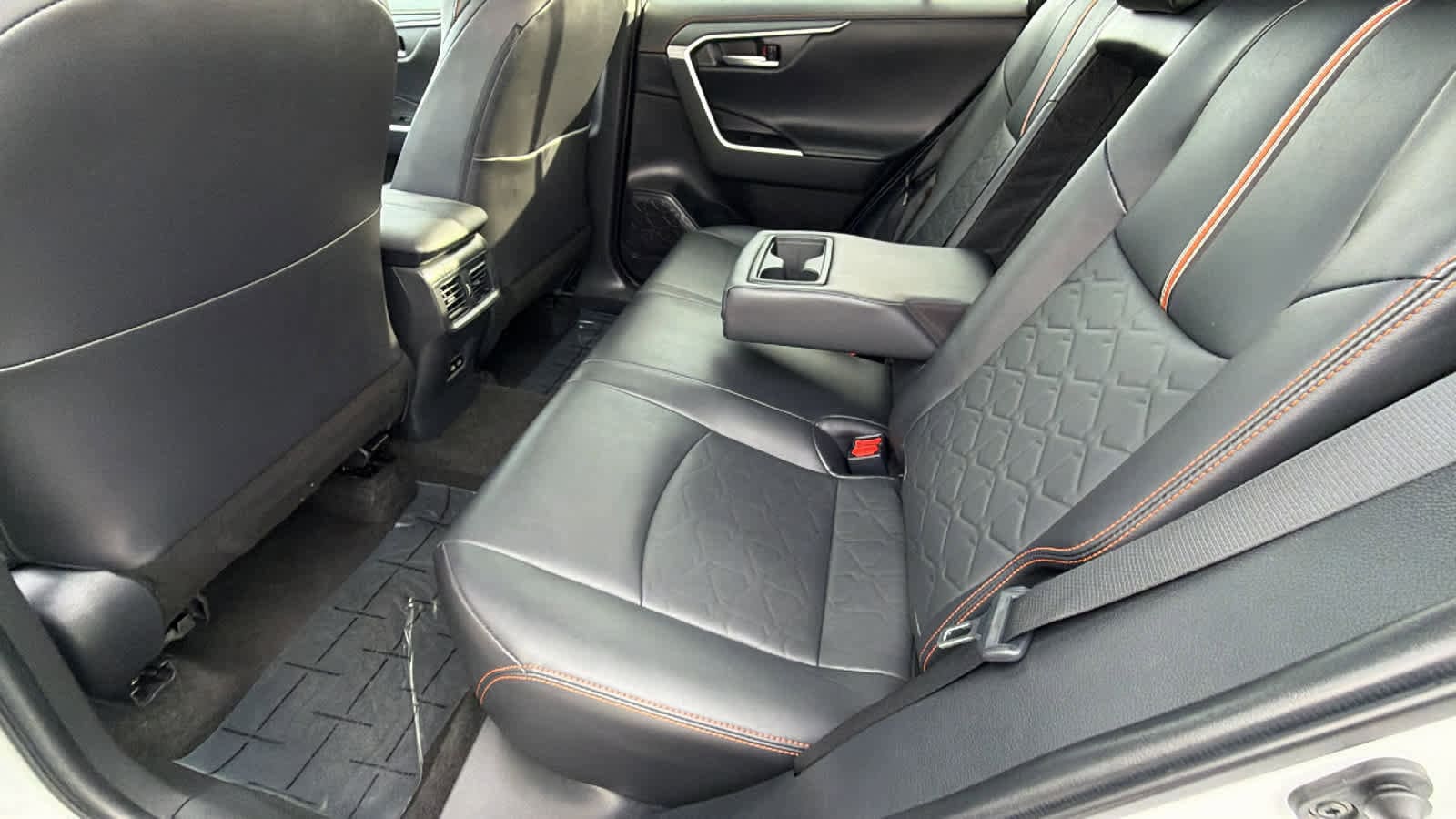 Thumbnail: 2023 Toyota RAV4 - 24