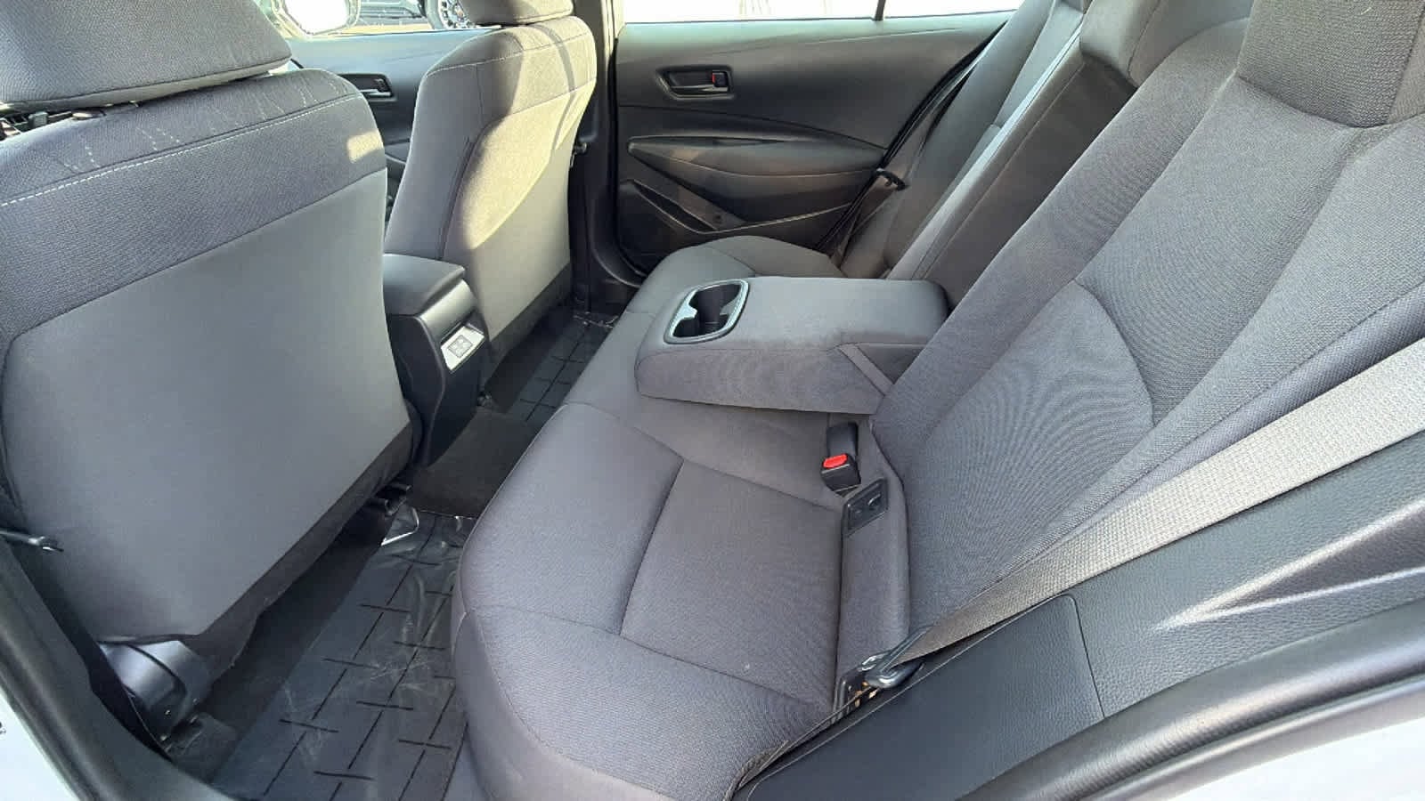 Thumbnail: 2023 Toyota Corolla - 24