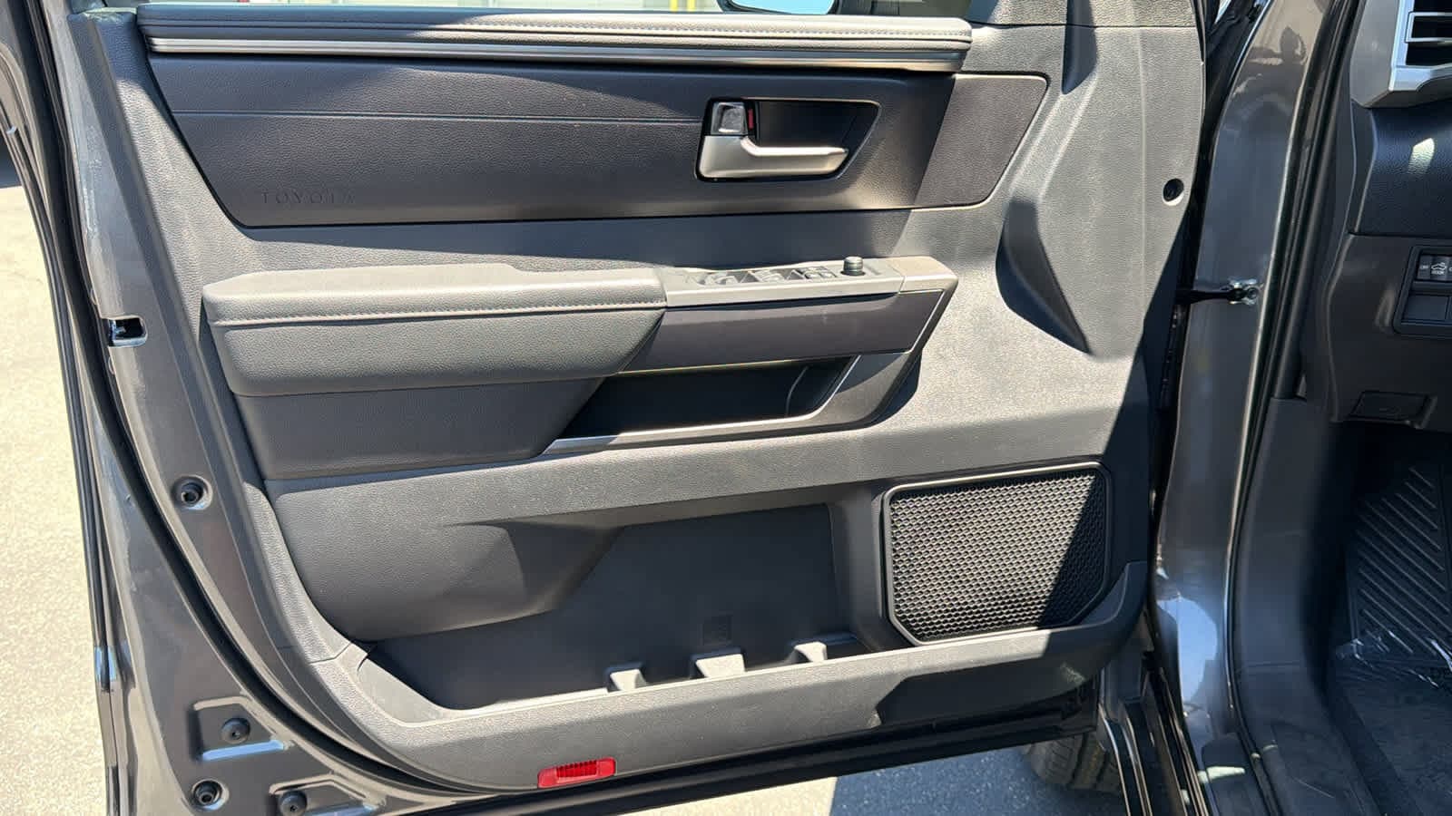 2026 Toyota Tundra SR5 - Photo 23