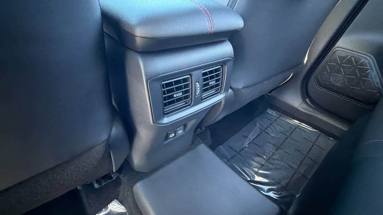 Thumbnail: 2025 Toyota RAV4 - 25