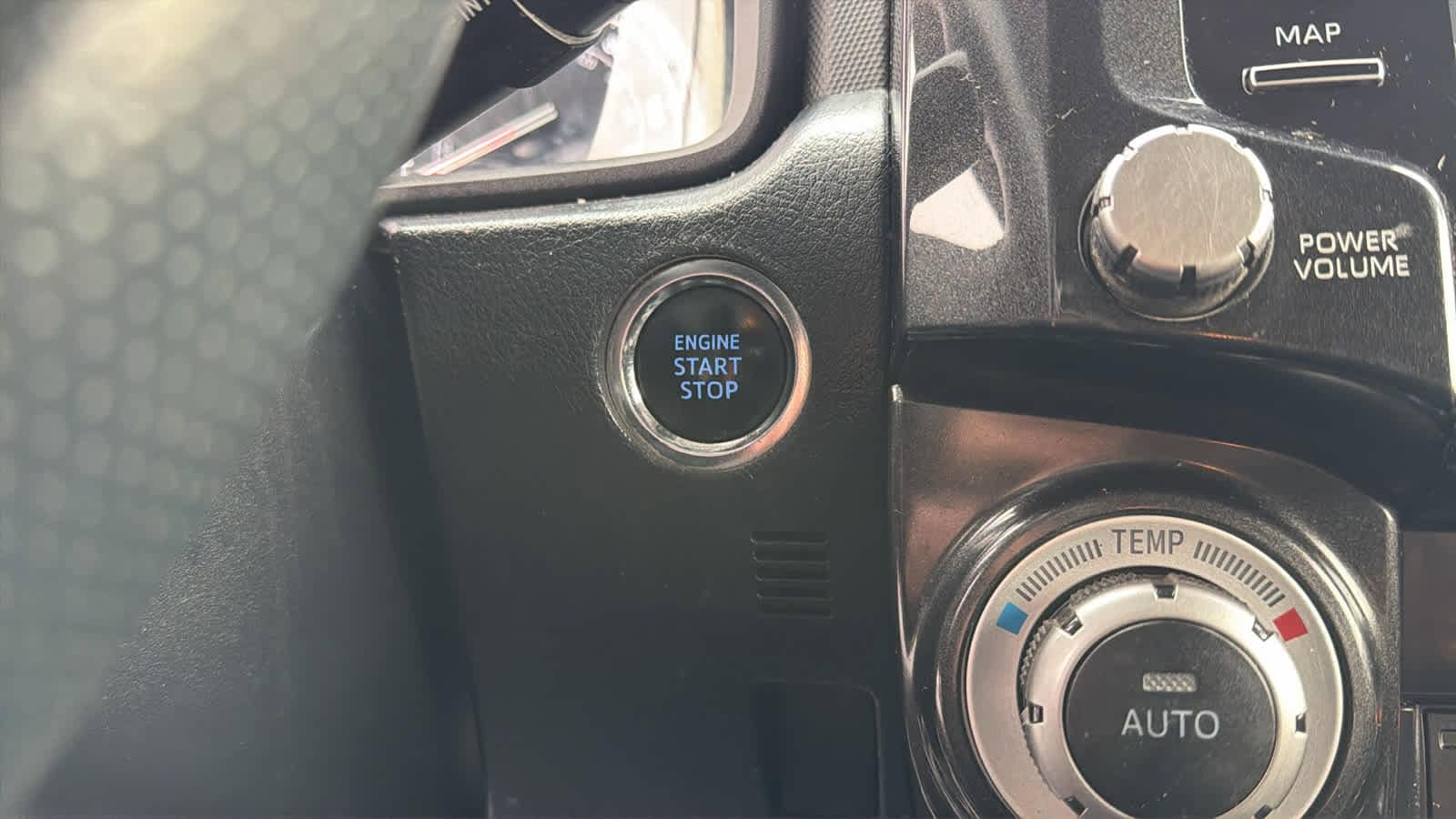 Thumbnail: 2020 Toyota 4Runner - 17