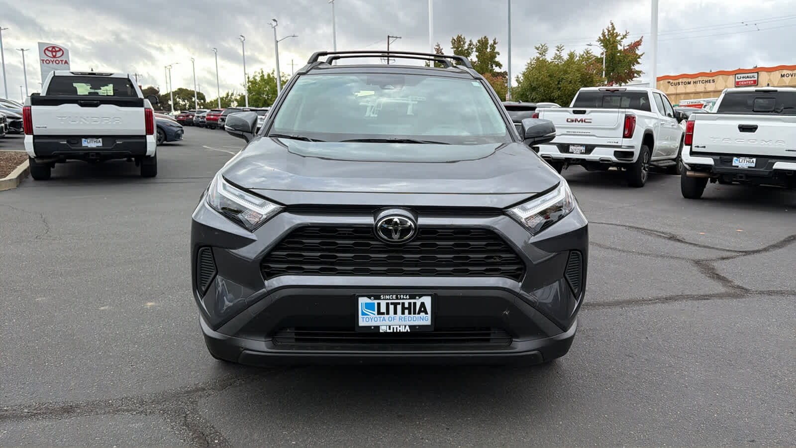 2025 Toyota RAV4 Hybrid XLE photo 2