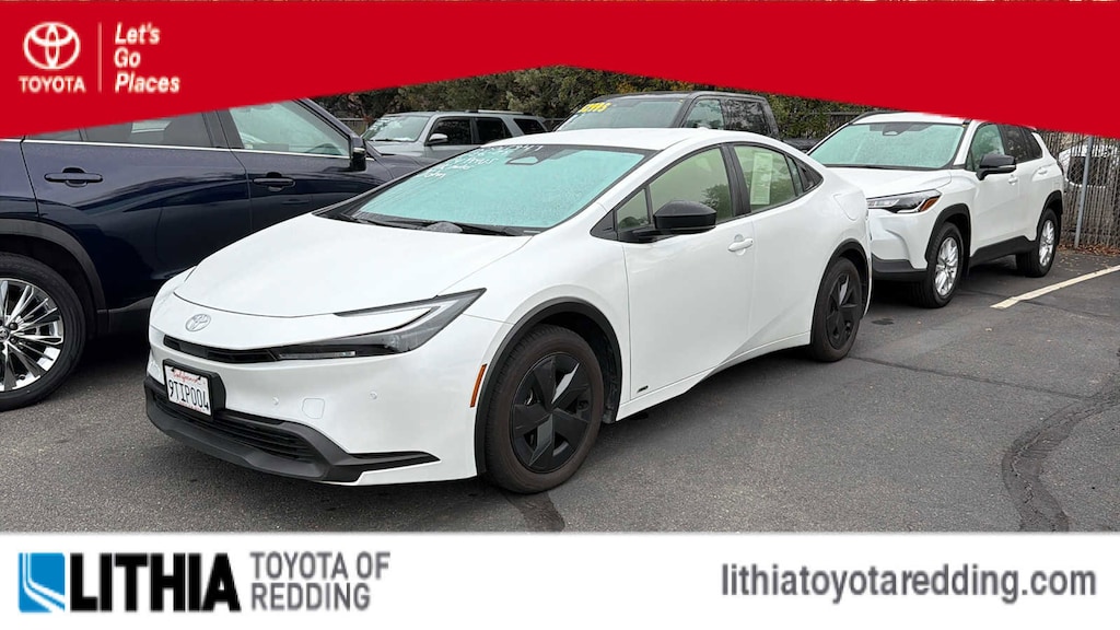 Used 2024 Toyota Prius LE Hatchback