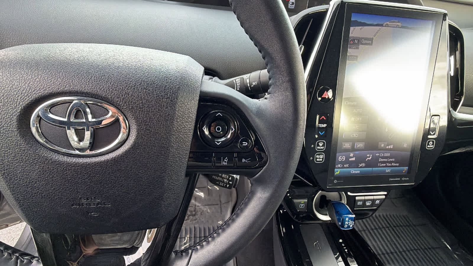 Thumbnail: 2022 Toyota Prius Prime - 20