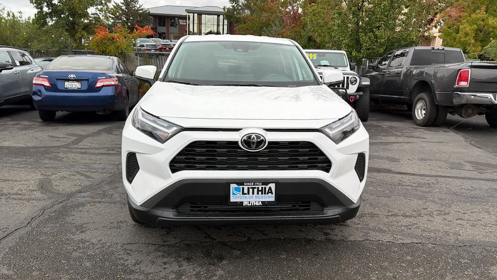 New 2025 Toyota RAV4 LE LE AWD SUV
