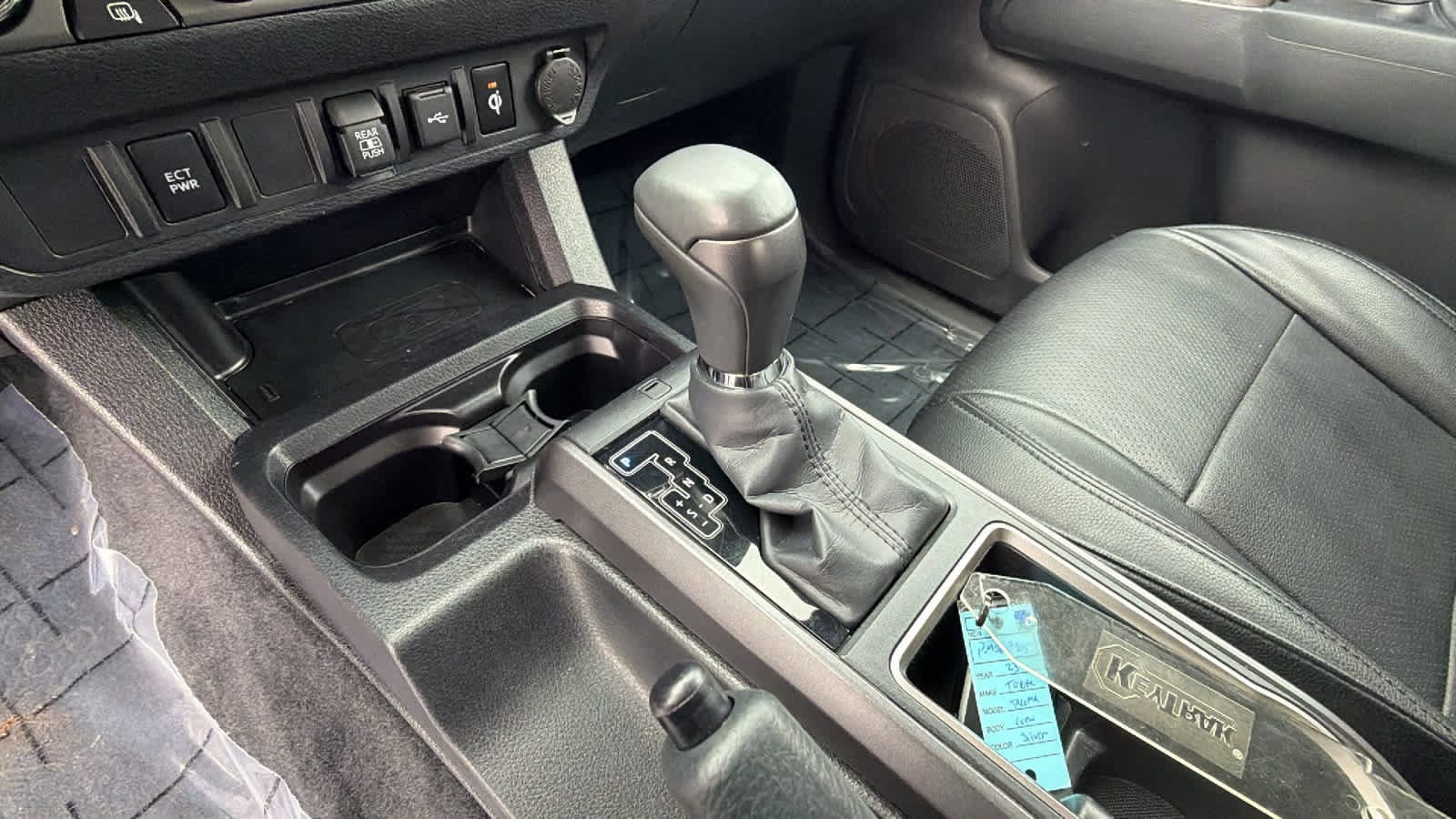 Thumbnail: 2023 Toyota Tacoma - 13