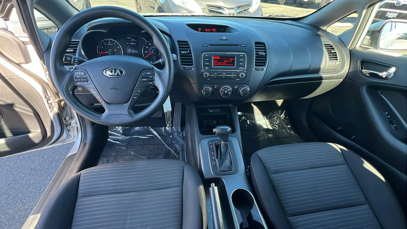 Thumbnail: 2016 Kia Forte - 26