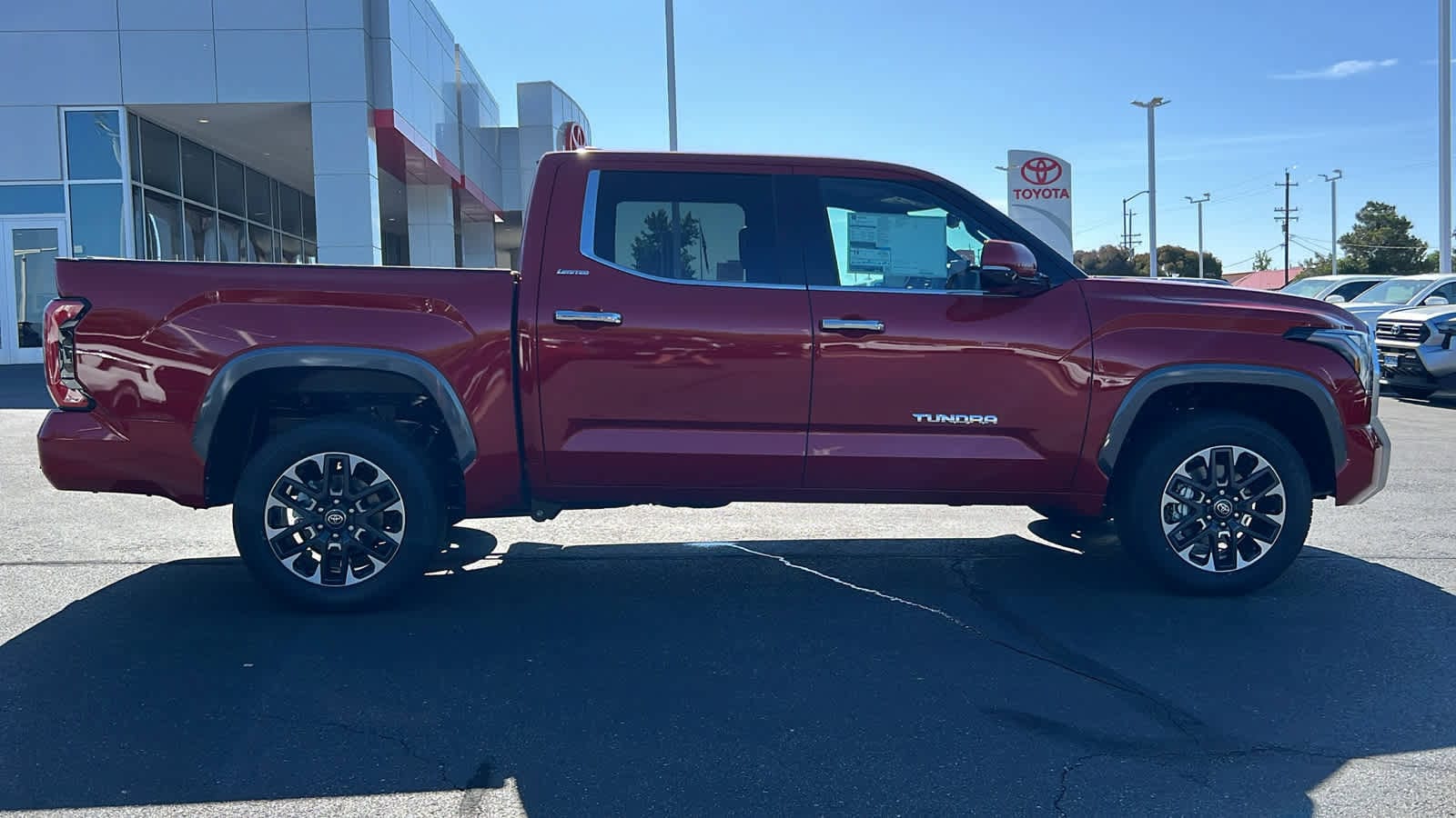 Thumbnail: 2025 Toyota Tundra - 4