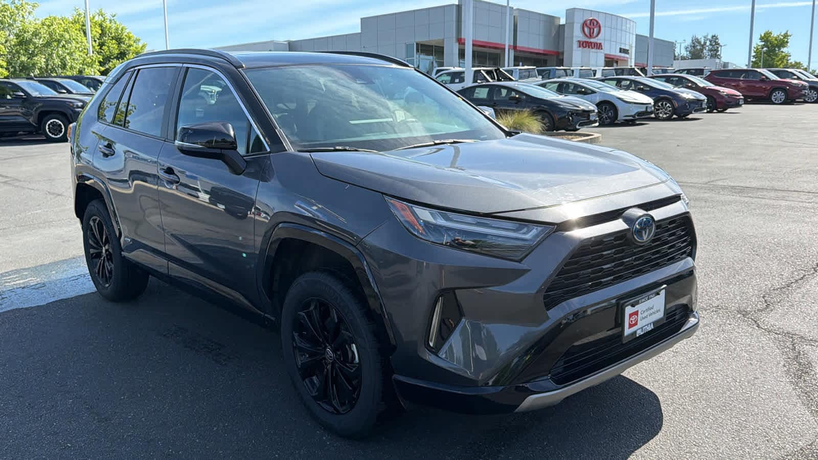 Thumbnail: 2024 Toyota RAV4 - 3