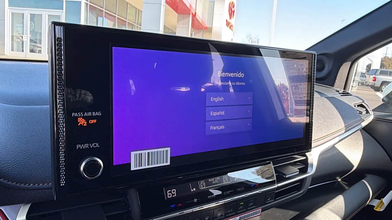 Thumbnail: 2026 Toyota Sienna - 15