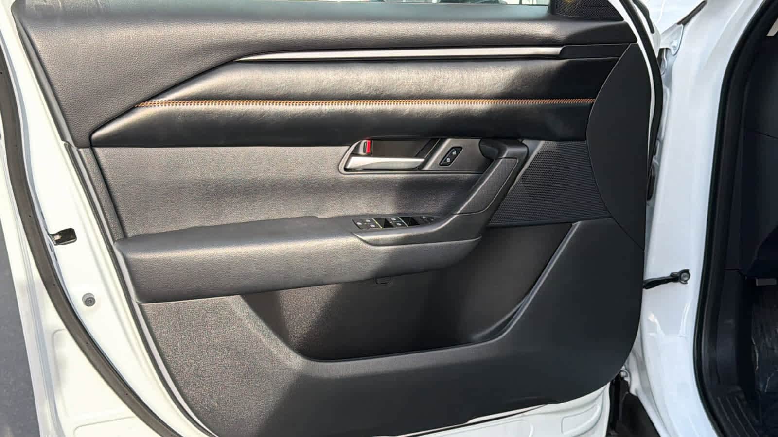 Thumbnail: 2023 Mazda CX-50 - 23