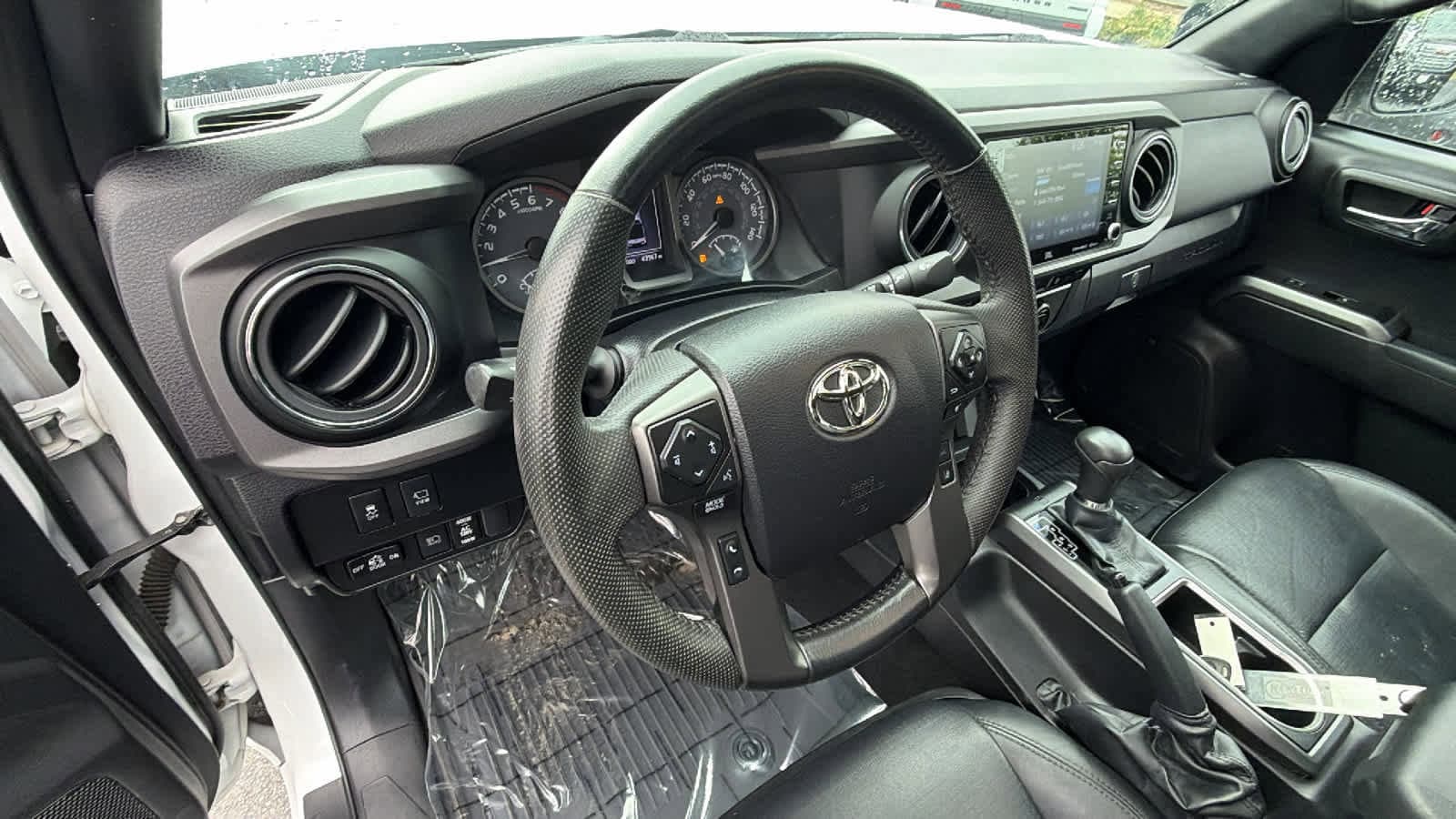 Thumbnail: 2023 Toyota Tacoma - 10