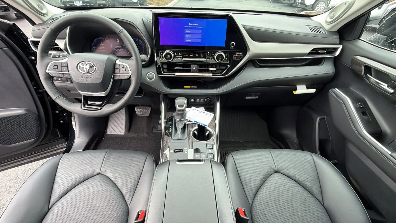 Thumbnail: 2026 Toyota Highlander - 26