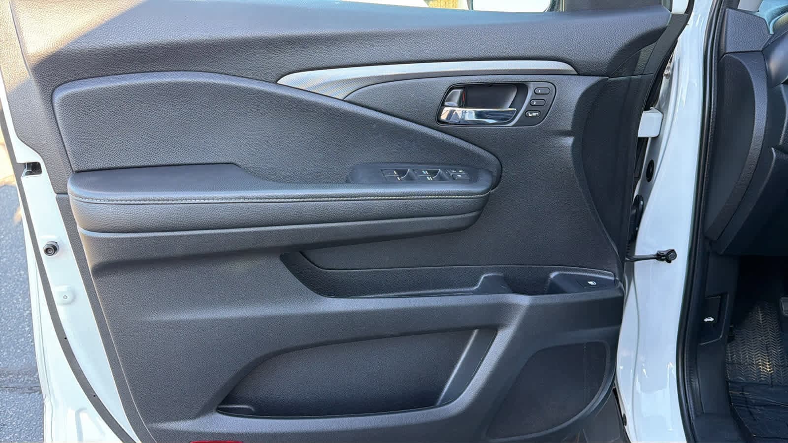 Thumbnail: 2023 Honda Ridgeline - 23