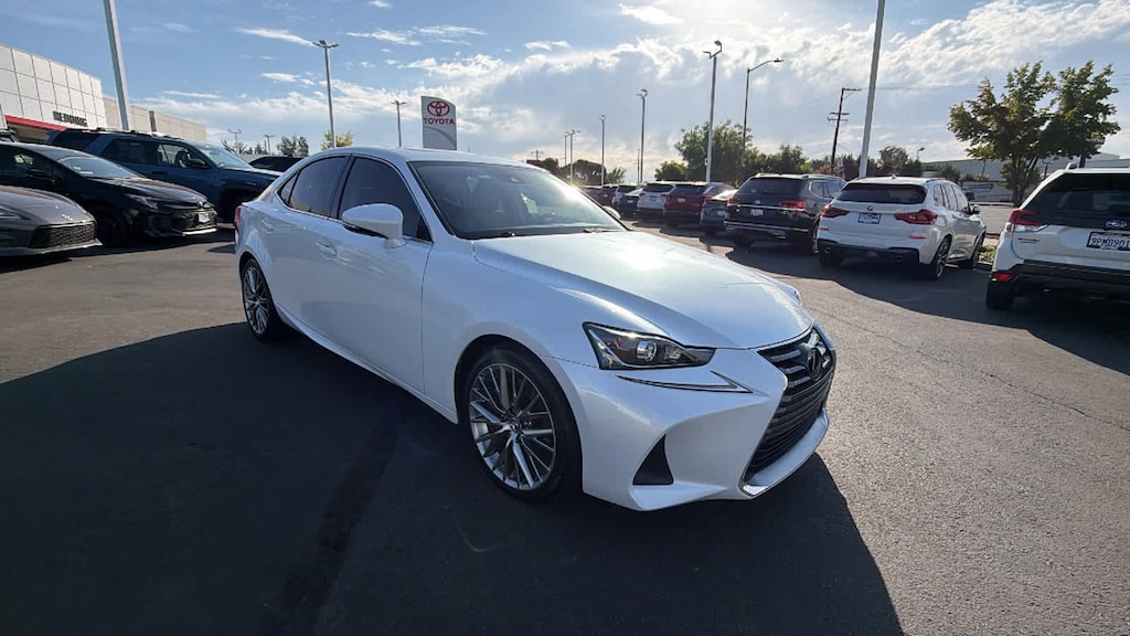Used 2018 Lexus IS 300  Sedan