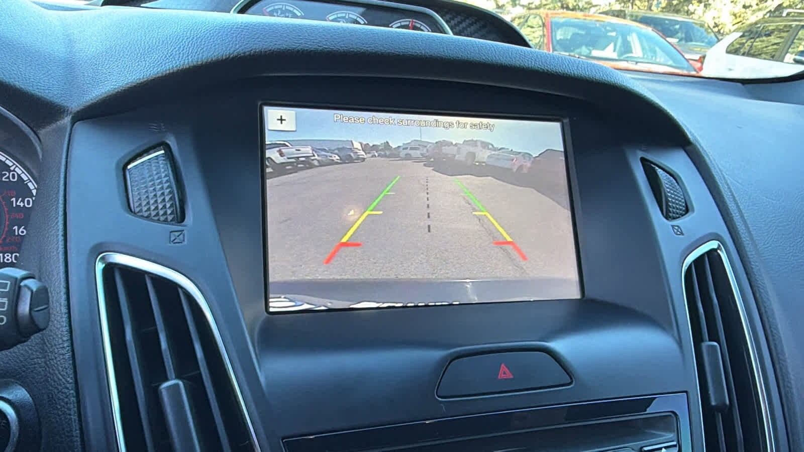 Thumbnail: 2016 Ford Focus - 16