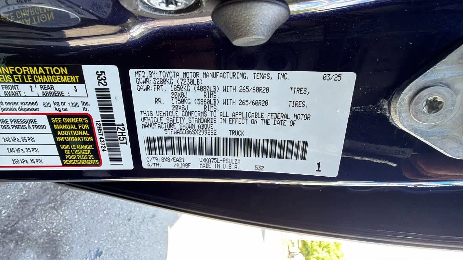 2025 Toyota Tundra Limited - Photo 30