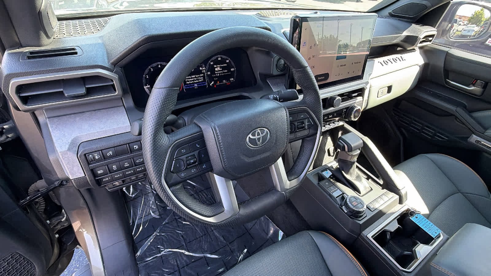 Thumbnail: 2025 Toyota Tacoma - 10