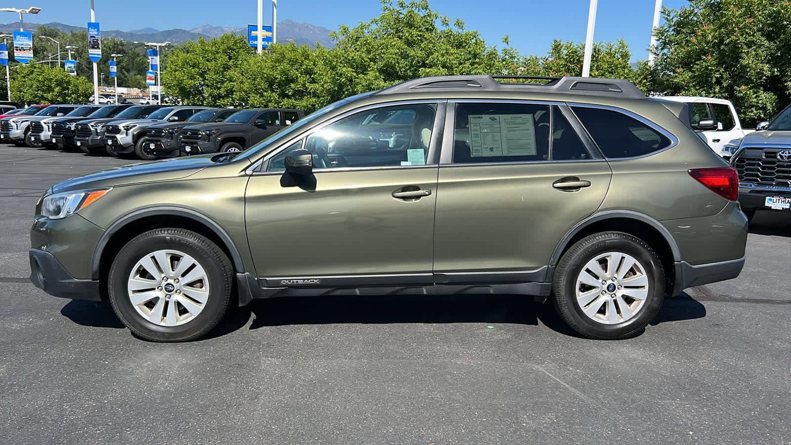 Thumbnail: 2017 Subaru Outback - 8