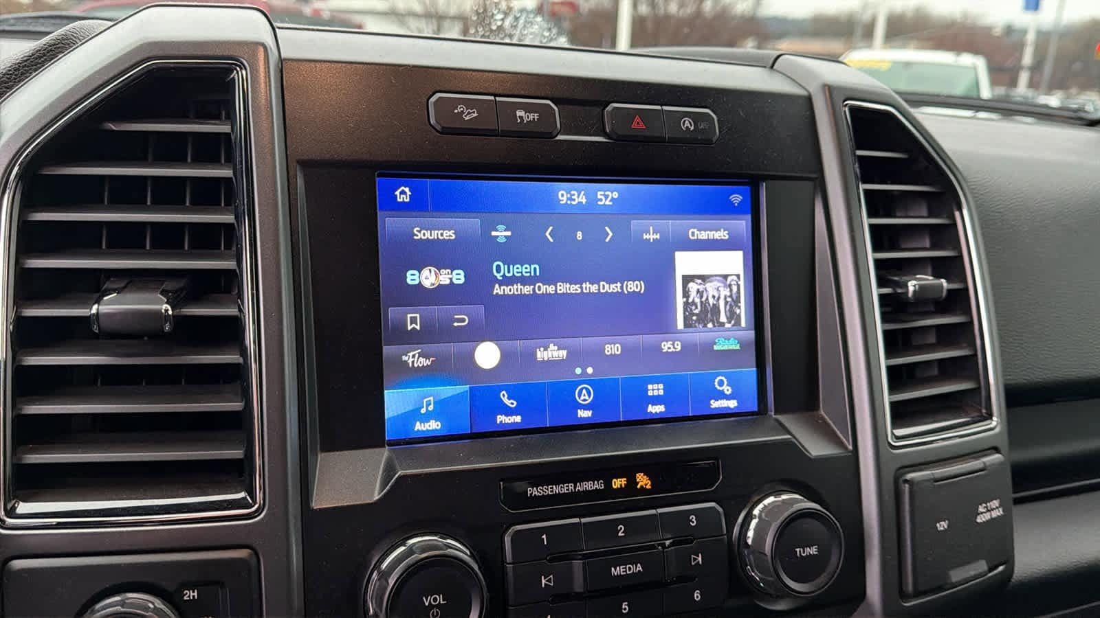 Thumbnail: 2019 Ford F-150 - 15