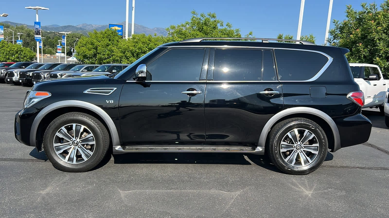 Thumbnail: 2020 Nissan Armada - 8