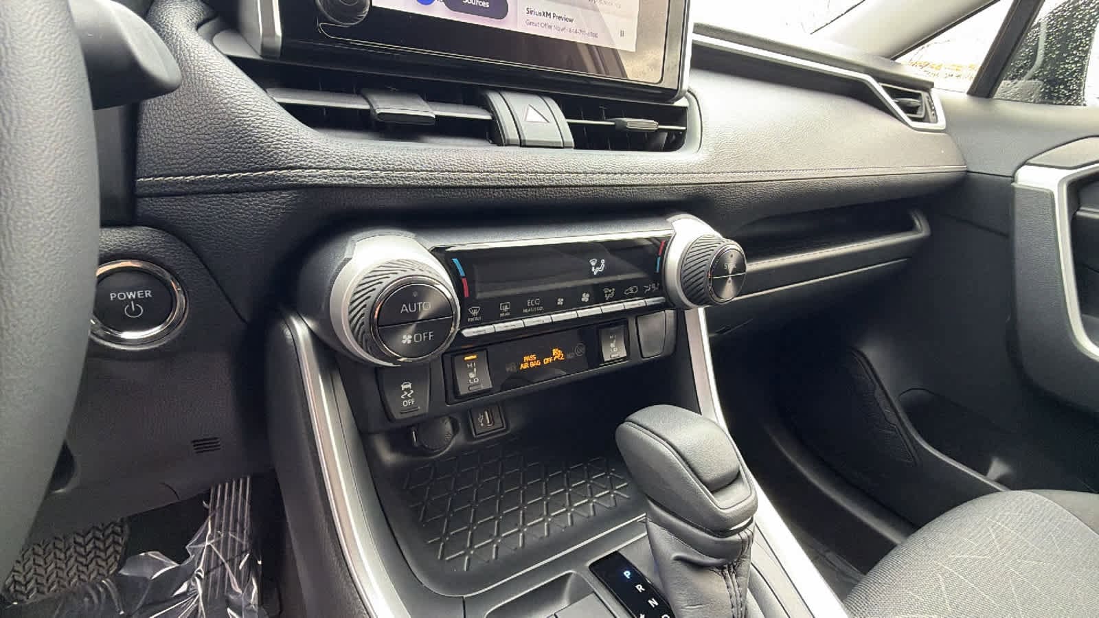 Thumbnail: 2025 Toyota RAV4 - 14