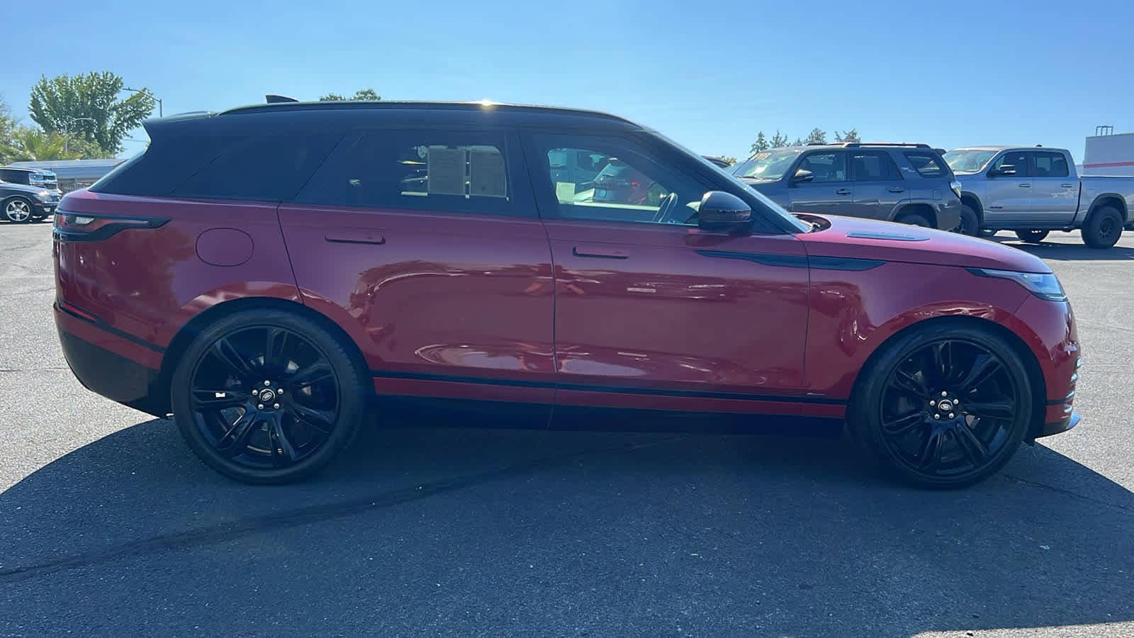 Thumbnail: 2019 Land Rover Range Rover Velar - 4