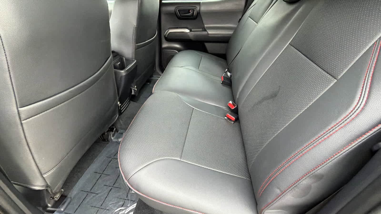 Thumbnail: 2021 Toyota Tacoma - 24