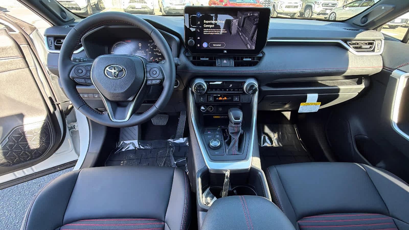 Thumbnail: 2025 Toyota RAV4 - 26